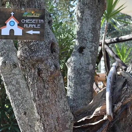 Village Valle D'oro * San Menaio