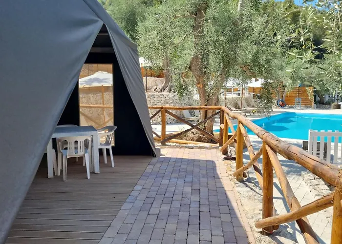 Village Valle D'oro * סן מנאיו